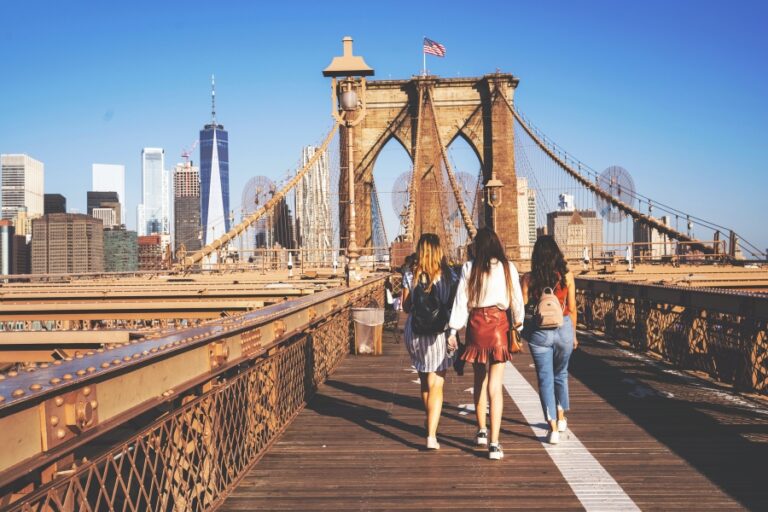 New York Packing List For Summer: MUST HAVE Items 2025